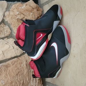 NIKE Zoom Flight club